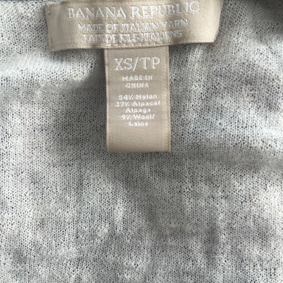 Banana Republic - Italian Yarn Cardigan: Women's XS Alpaca Blend - Picture 8 of 8